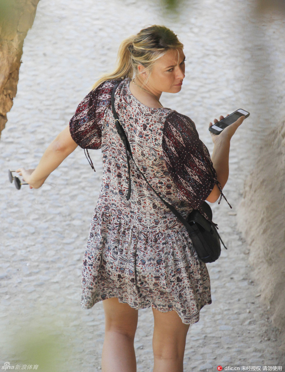 kaiyun-莎拉波娃迎来十二赛季出色发挥，巴塞罗那观众热烈欢呼！赢得满堂喝彩的简单介绍