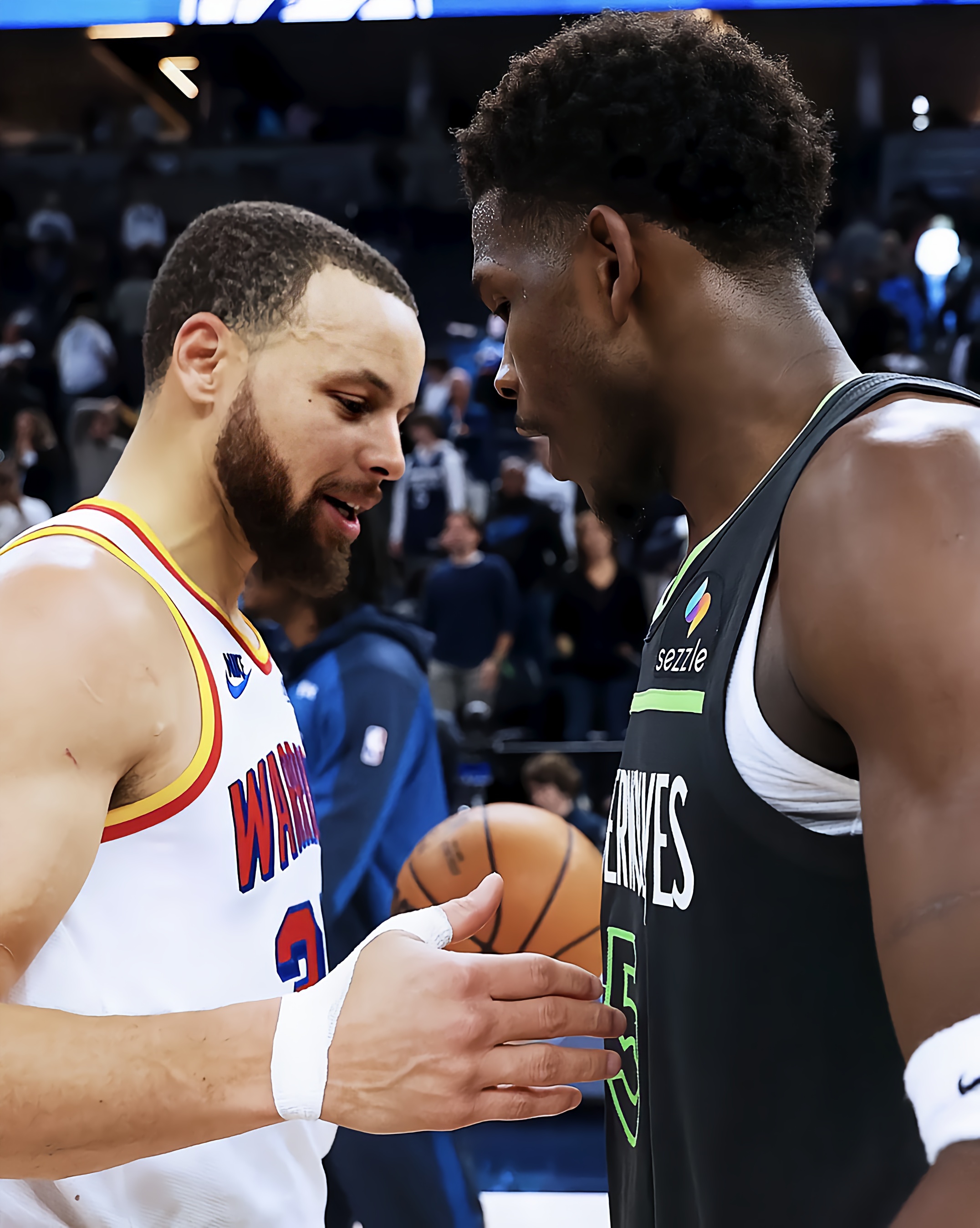 开云-NBA季后赛赛前走向成谜，罗马单刀错失，更衣室稳定，阵容厚度经受考验的简单介绍