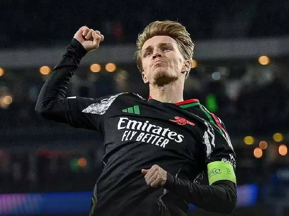 开云体育官网-多特蒙德内部会议纪要流出：今晨远射贴柱；意甲使命明确；控场能力受关注