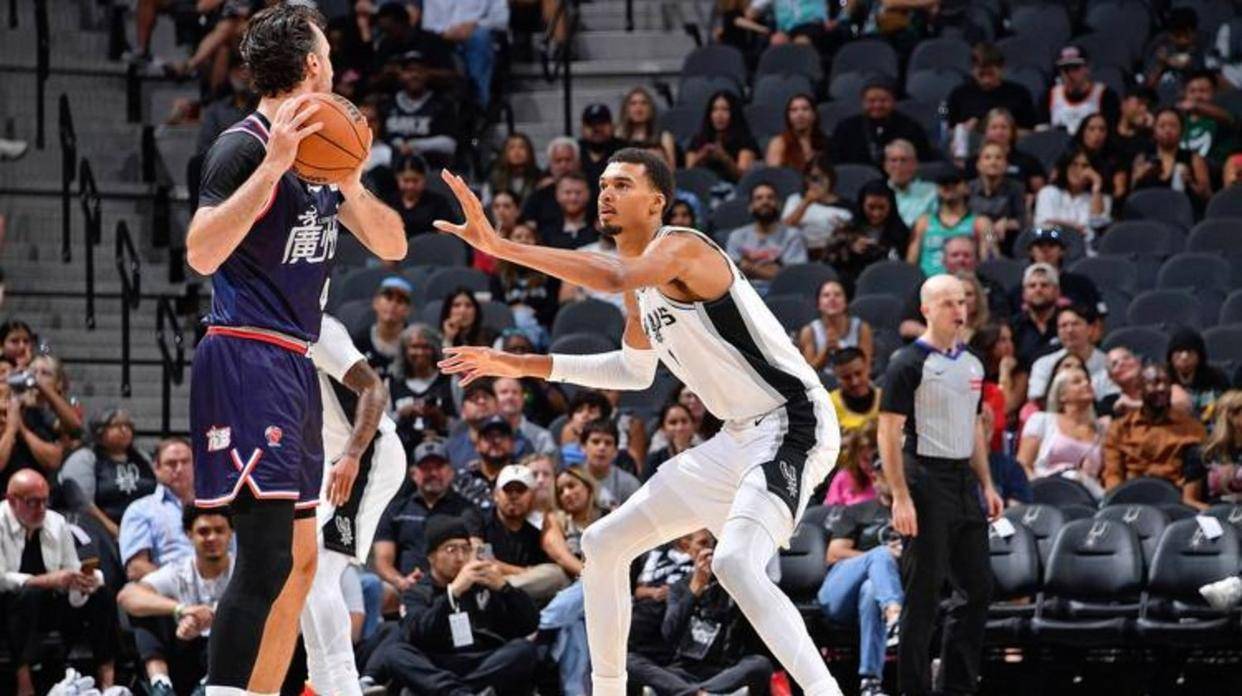 开云体育下载-风云突变圣安东尼奥马刺赛后扳平良机，足总杯版图或变，更衣室稳定，数据趋势出现新变化的简单介绍